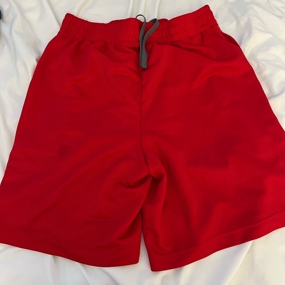 Athleta Mens Shorts Small - Picture 2 of 3